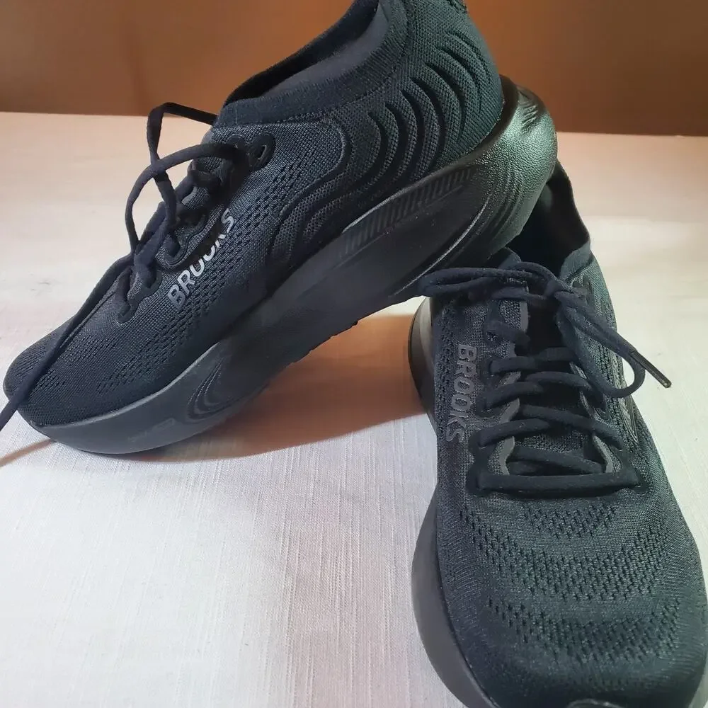 Brooks Adrenaline GTS 25 Womens Running Shoes Black Size 11 Sneakers 120443